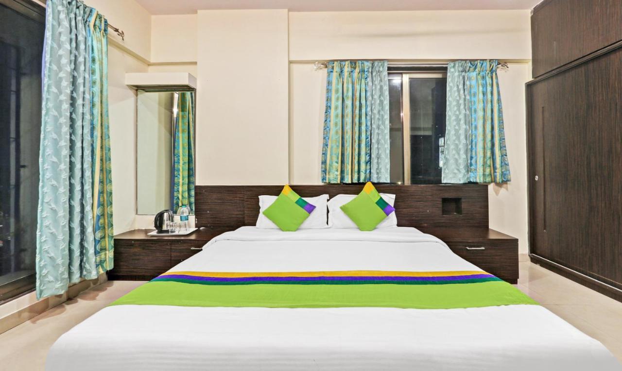 Treebo Trend Bandra Apartments Mumbai Exterior foto