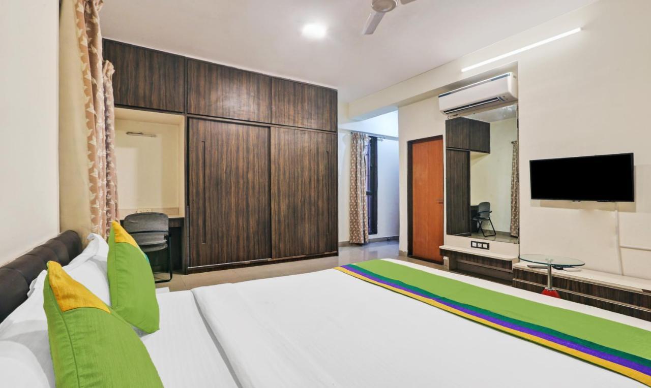 Treebo Trend Bandra Apartments Mumbai Exterior foto