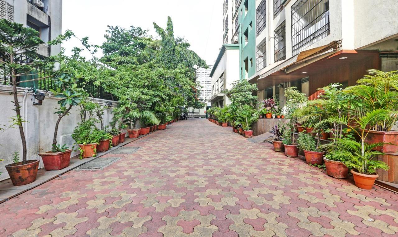 Treebo Trend Bandra Apartments Mumbai Exterior foto